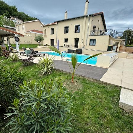 O'Bon'Plan Apartment Givors Bagian luar foto