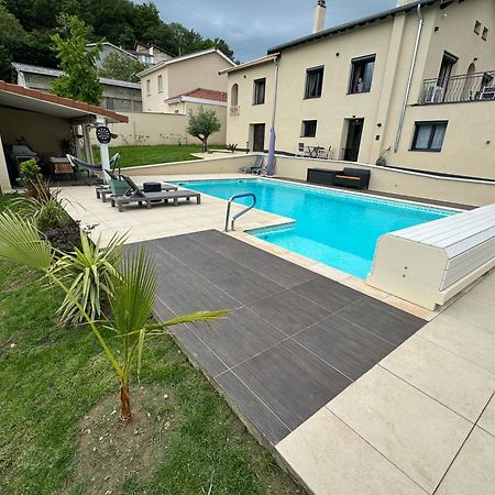 O'Bon'Plan Apartment Givors Bagian luar foto