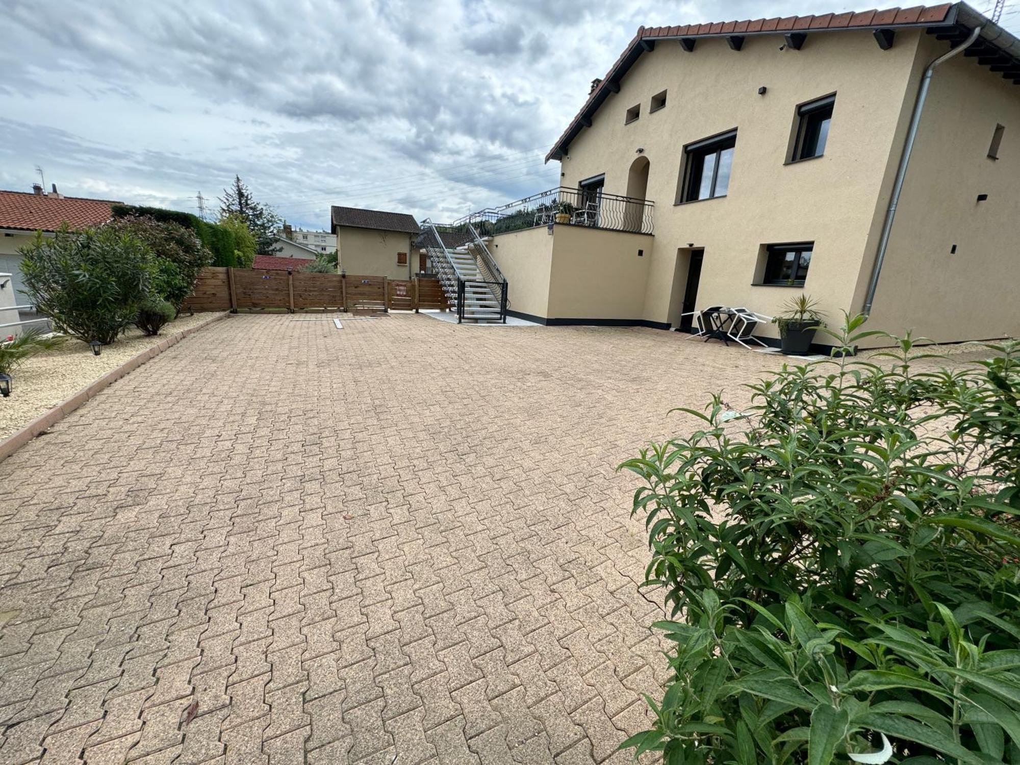 O'Bon'Plan Apartment Givors Bagian luar foto